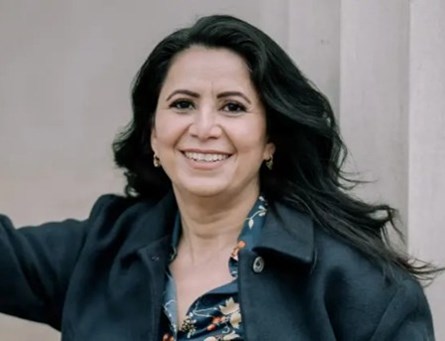 Özlem Cekic 